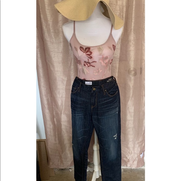 Express Mauve Embroidered sheer bodysuit - Picture 8 of 8